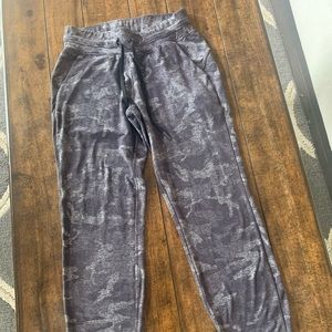 Size 6 Lululemon